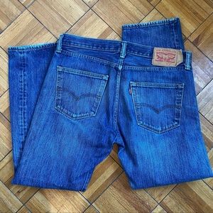 Levi’s 501 in mint condition 33x30. I bought and never wore them.